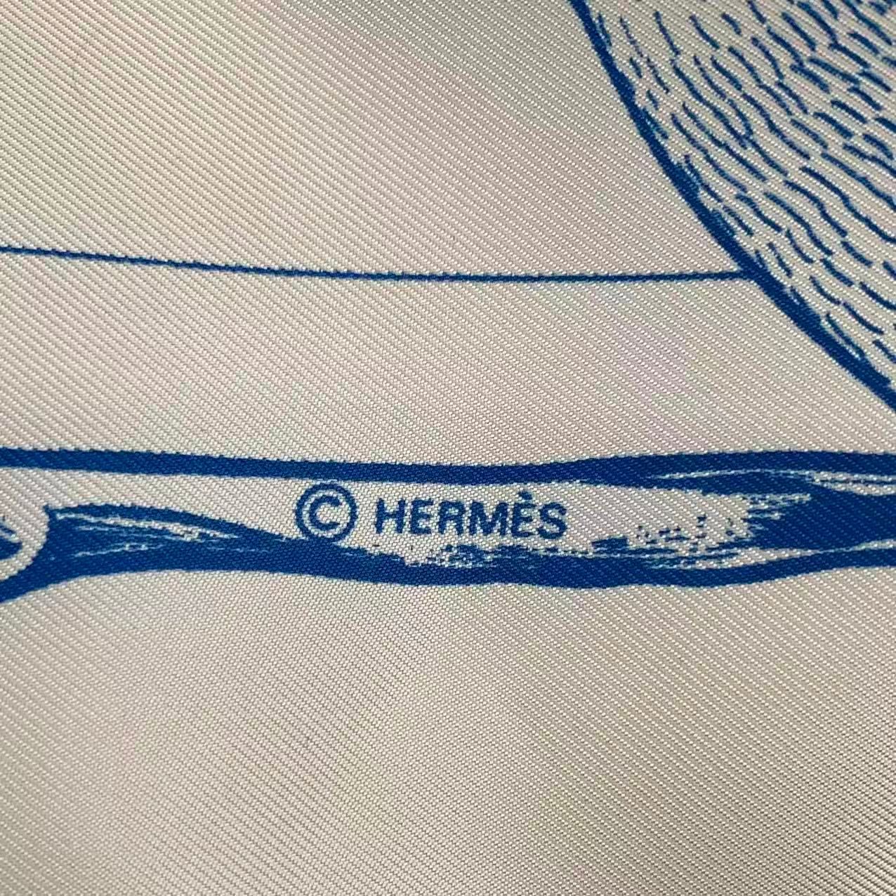 新品同様 HERMES エルメス スカーフ シルク カレ90 ANIMAL ALPHABET