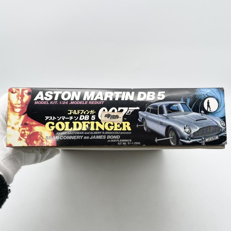 中古】未組立 1/24 アストンマーチン DB5 童友社 007 ゴールド