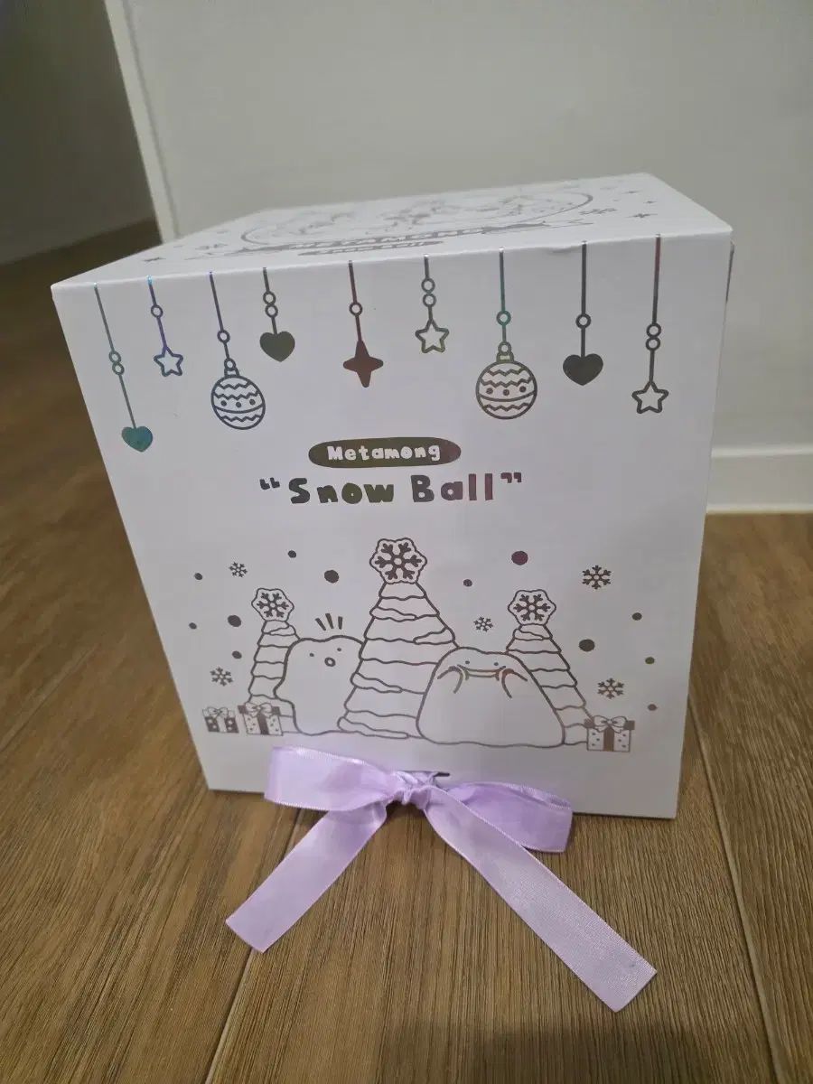 未開封) ポケモン メタモン ピカチュウ スノードーム 新品 2個あります