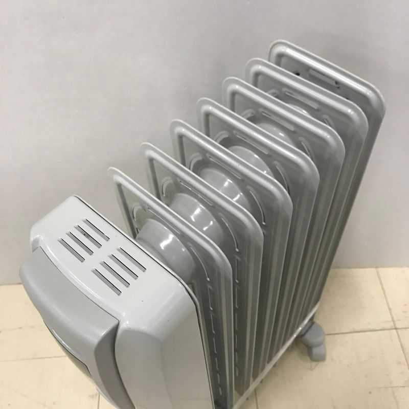 現状渡し品】 DeLonghi デロンギ オイルヒーター KHD410812 2013年製