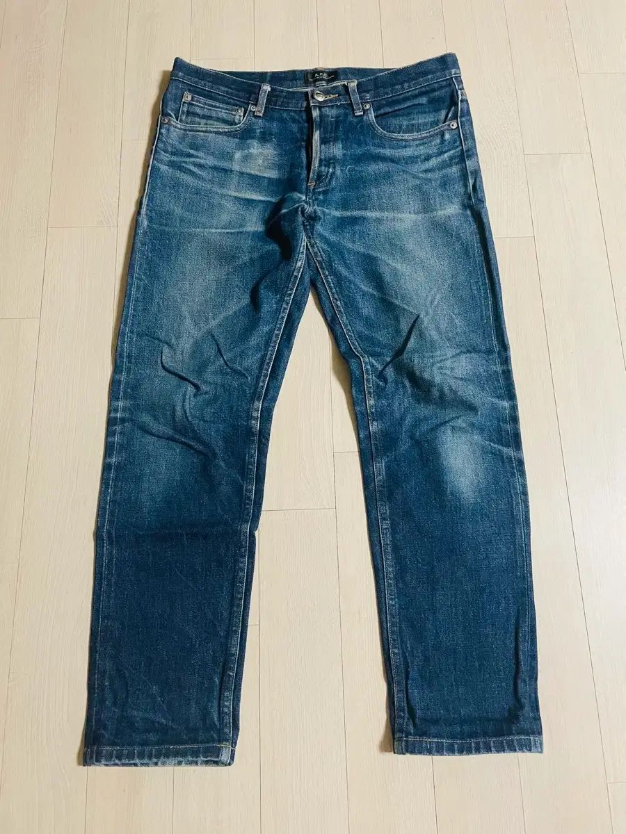A.P.C. アーペーセー デニム 쁘띠 ニュー スタンダード 31
