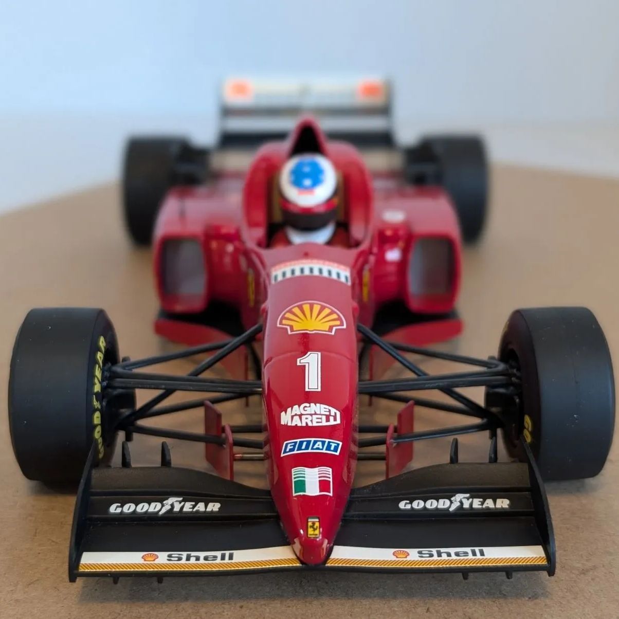 1/18ミニチャンプス フェラーリF310 - メルカリ