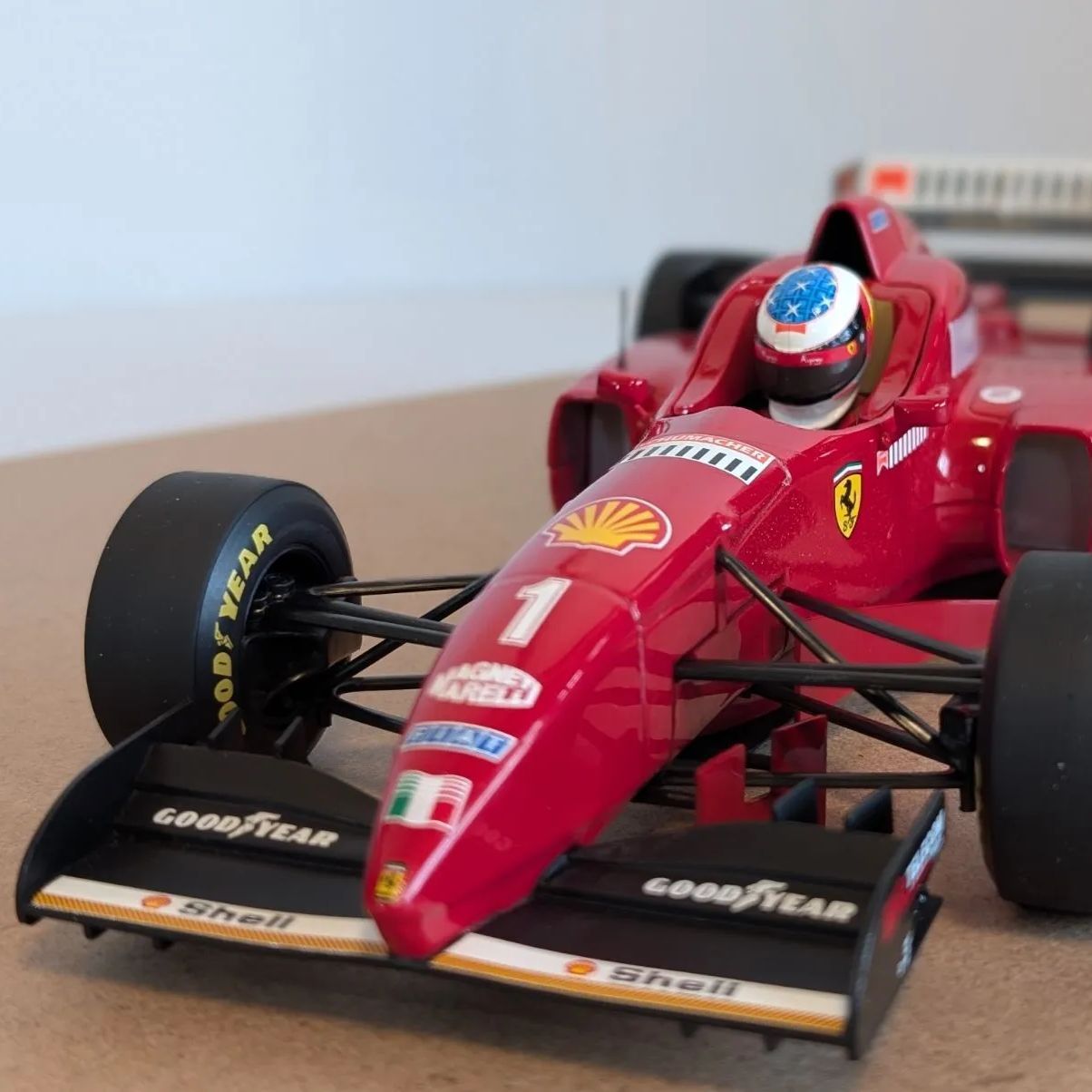 1/18ミニチャンプス フェラーリF310 - メルカリ