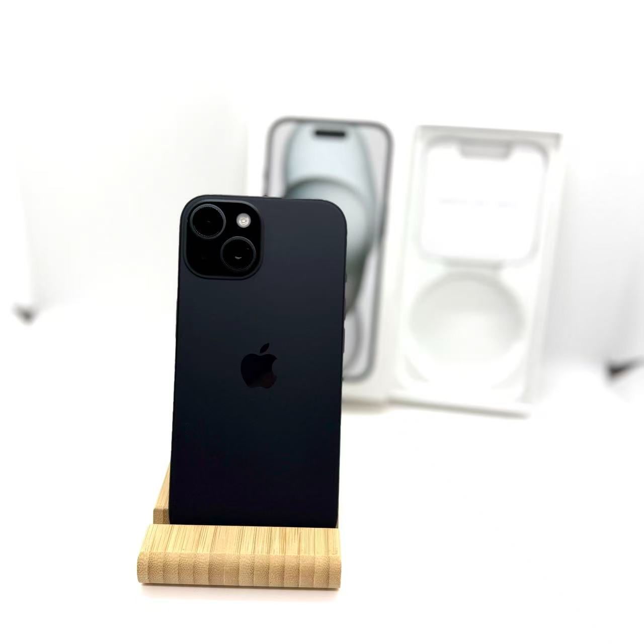 Aランク」SIMフリー iPhone 15 128GB [ブラック] 本体 MTMH3J/A 電池85