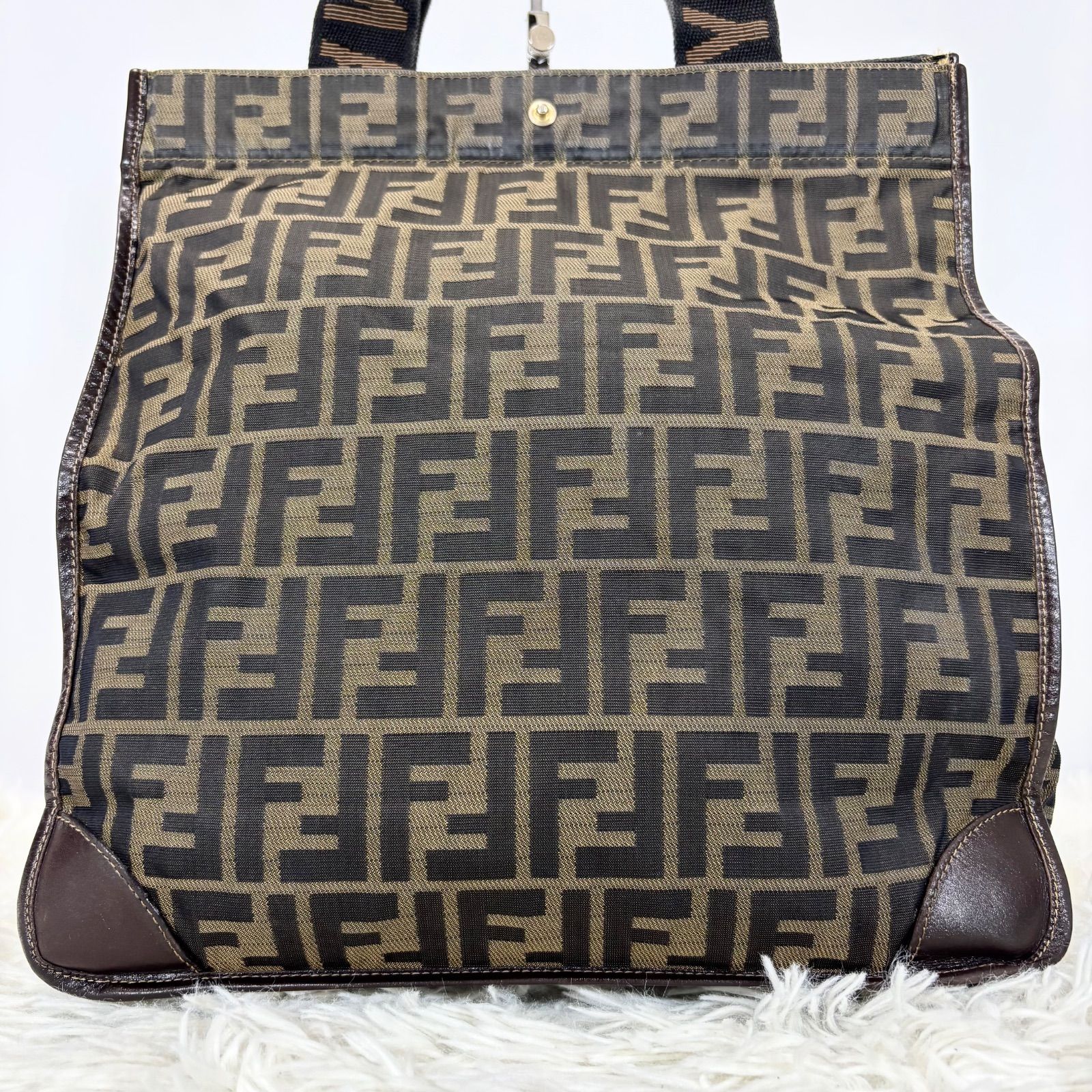 XL ビンテージ✨FENDI フェンディズッカ柄総柄　大きめ　タイトスカート FENDI/フェンディ】 09.541310 66960 ズッカ柄 スカート ポリエステル