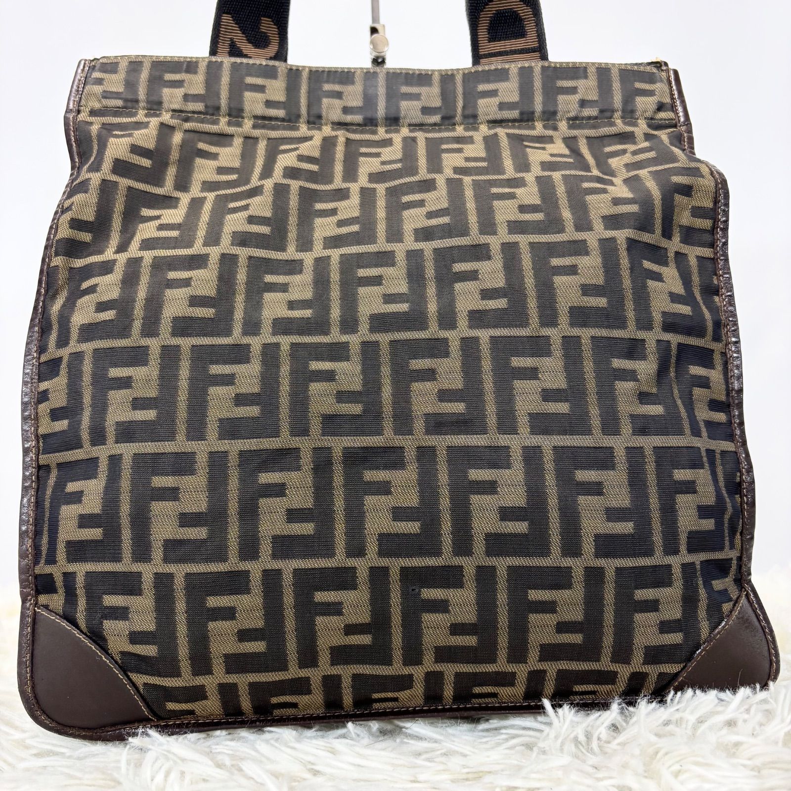 ヴィンテージ✨FENDI フェンディ トートバッグ ズッカ柄 折りたたみ