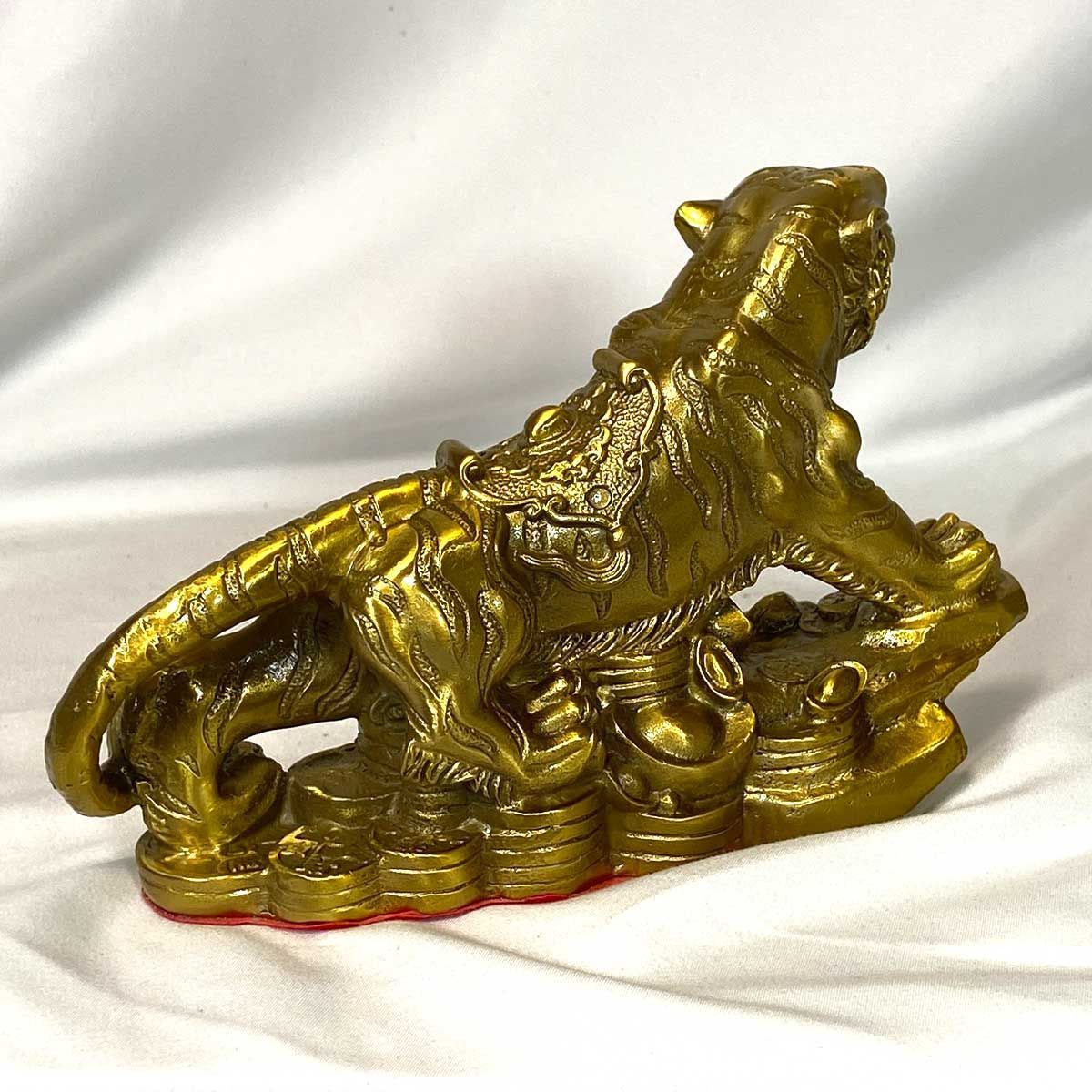  上山虎 虎の置き物 20cm 13cm 真鍮製 風水置物 金運 財運 事業運 邪気除け 玄関 オフィス ミニキャビネット 置物 インテリア小物
