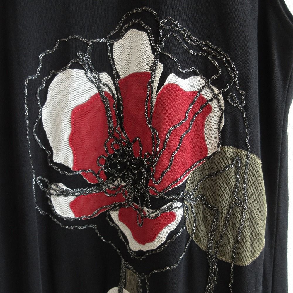 美品 VIVIENNE TAM ヴィヴィアンタム フラワー刺繍 ノースリーブ ひざ