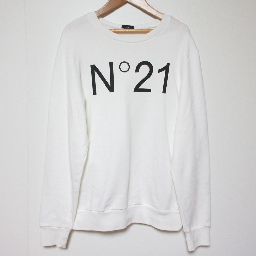 美品 N°21 ヌメロヴェントゥーノ ロゴプリント スウェット プル
