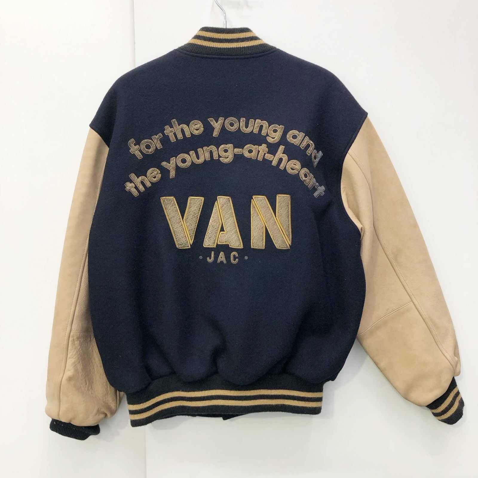 VAN JAC ヴァン レザー ジャケット スタジャン JW－13512