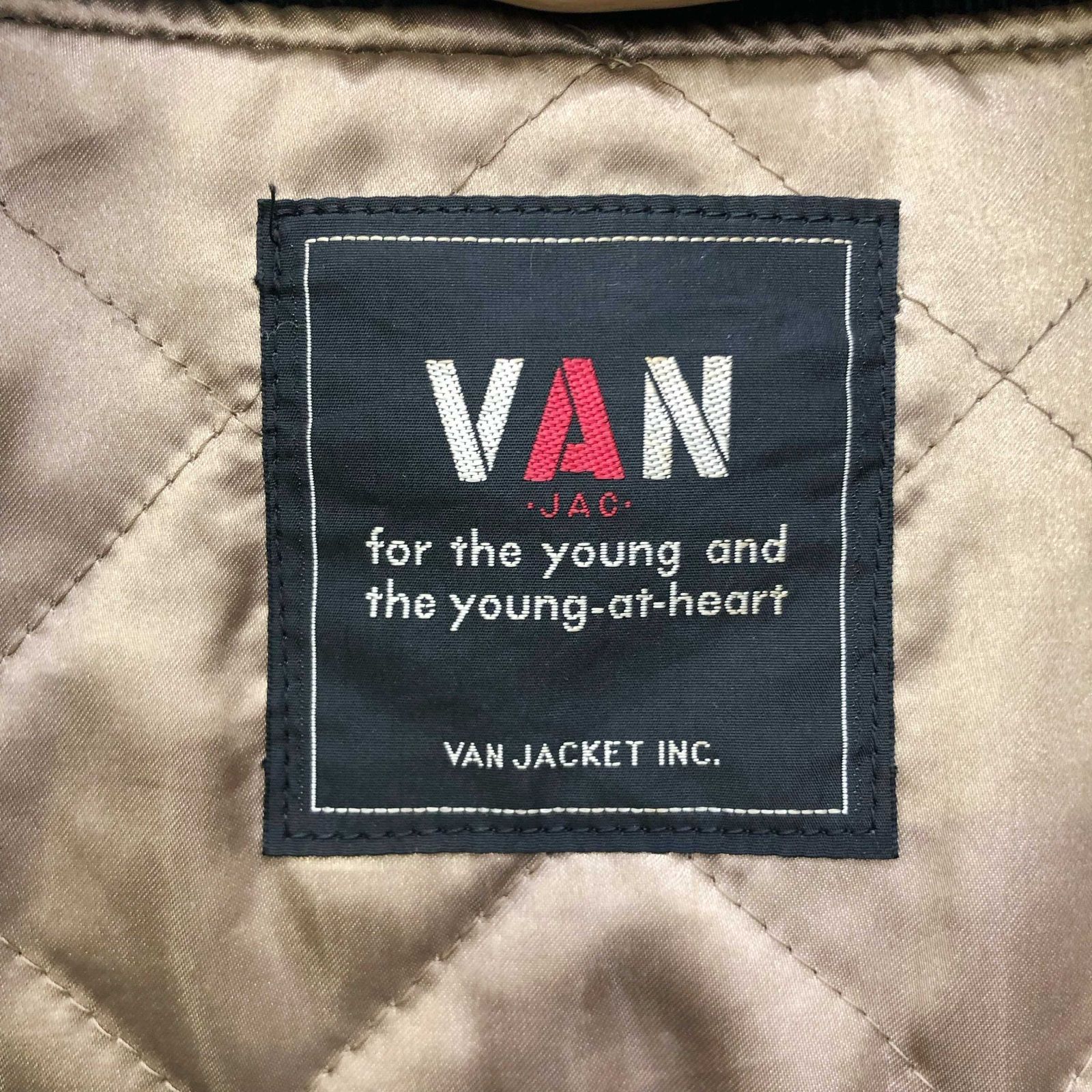 VAN JAC ヴァン レザー ジャケット スタジャン JW－13512