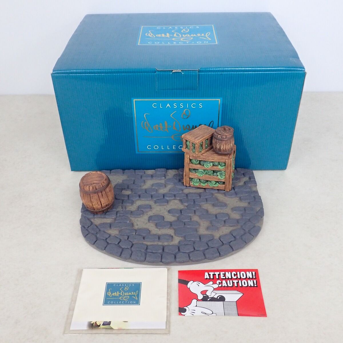 ◇☆ディズニー フィギュア WDCC わんわん物語 ベラノッテ 台座