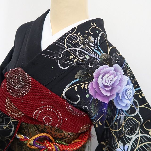 ❁tomihisa❁美品 薔薇 着物 正絹 成人式”美しき魅力を咲かせるモダン
