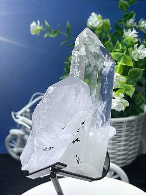 ◇超強いパワーヒマラヤ産(藍針入り)天然水晶クラスターB88B6/136B31C