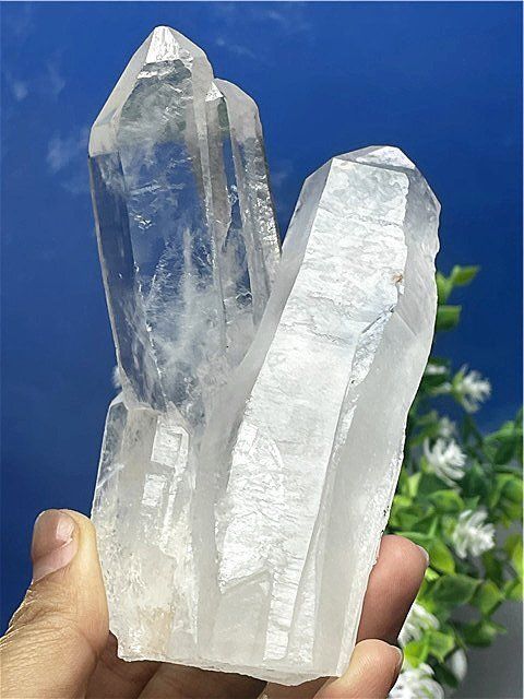 ◇超強いパワーヒマラヤ産(藍針入り)天然水晶クラスターB88B6/136B31C