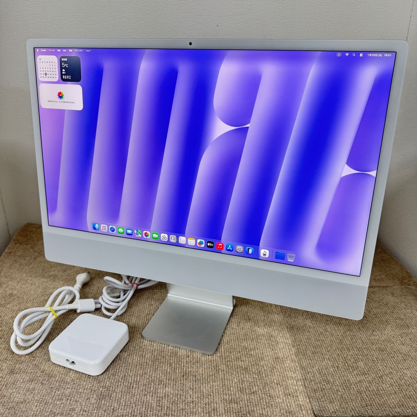 iMac 24インチ /M1 /8GB シルバー 【美品】 Refurbished 24-inch iMac Apple M1 Chip with 8‑Core CPU and 7‑Core
