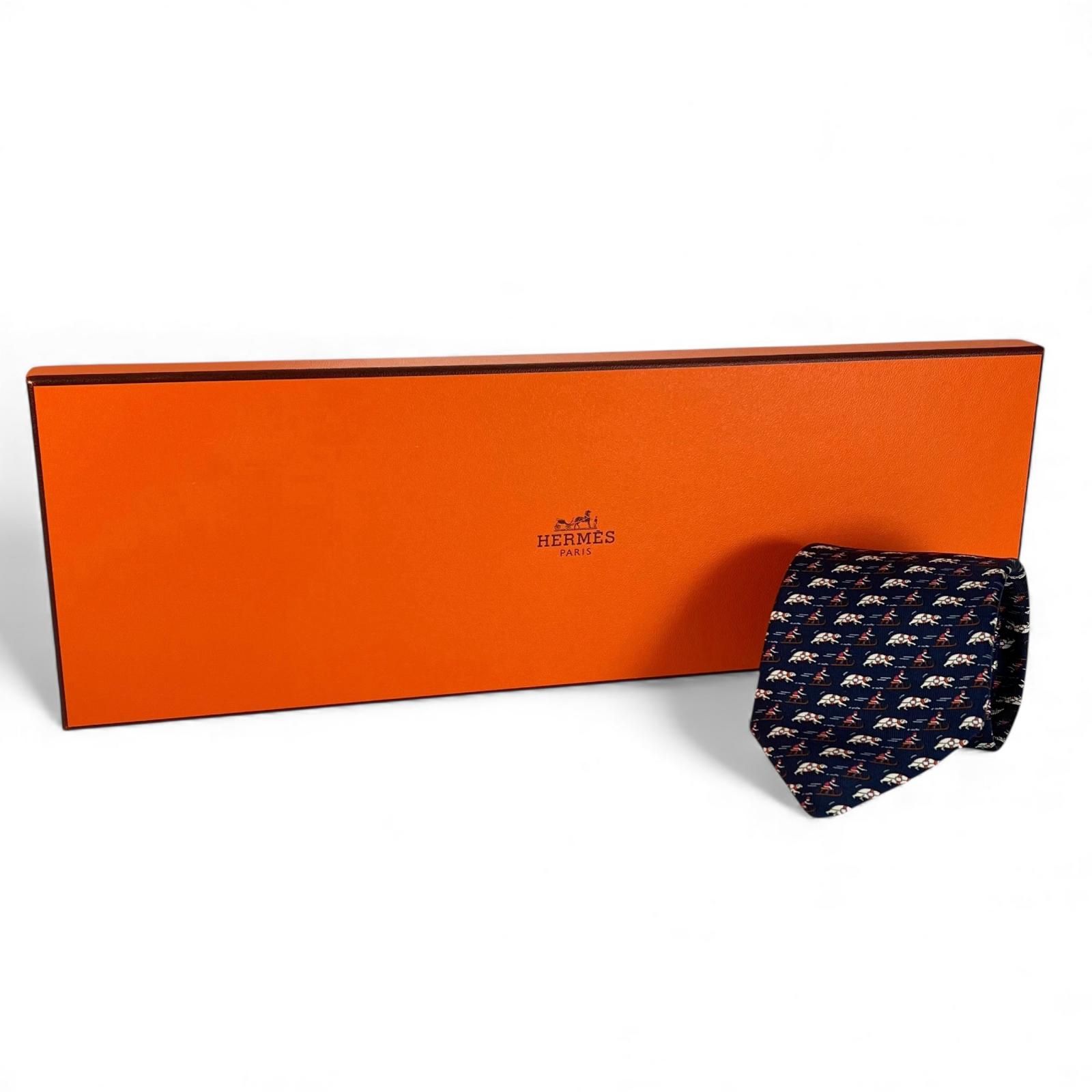 極美品△HERMES エルメス 5658 EA シルク100％ シロクマ ソリ 総柄