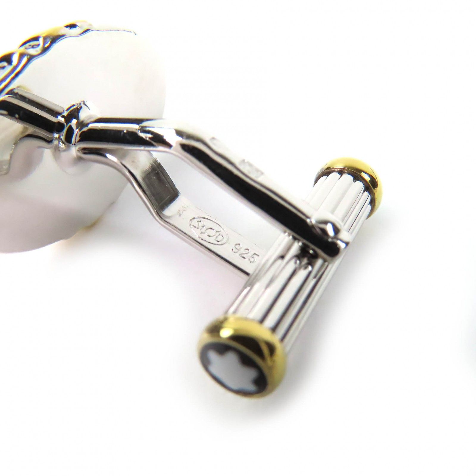 美品 ★MONTBLANC★ カフリンクス カフス オーバル シルバー ホワイト ☆MONTBLANC☆ カフリンクス オーバル ロゴ ホワイト シルバー 2026年