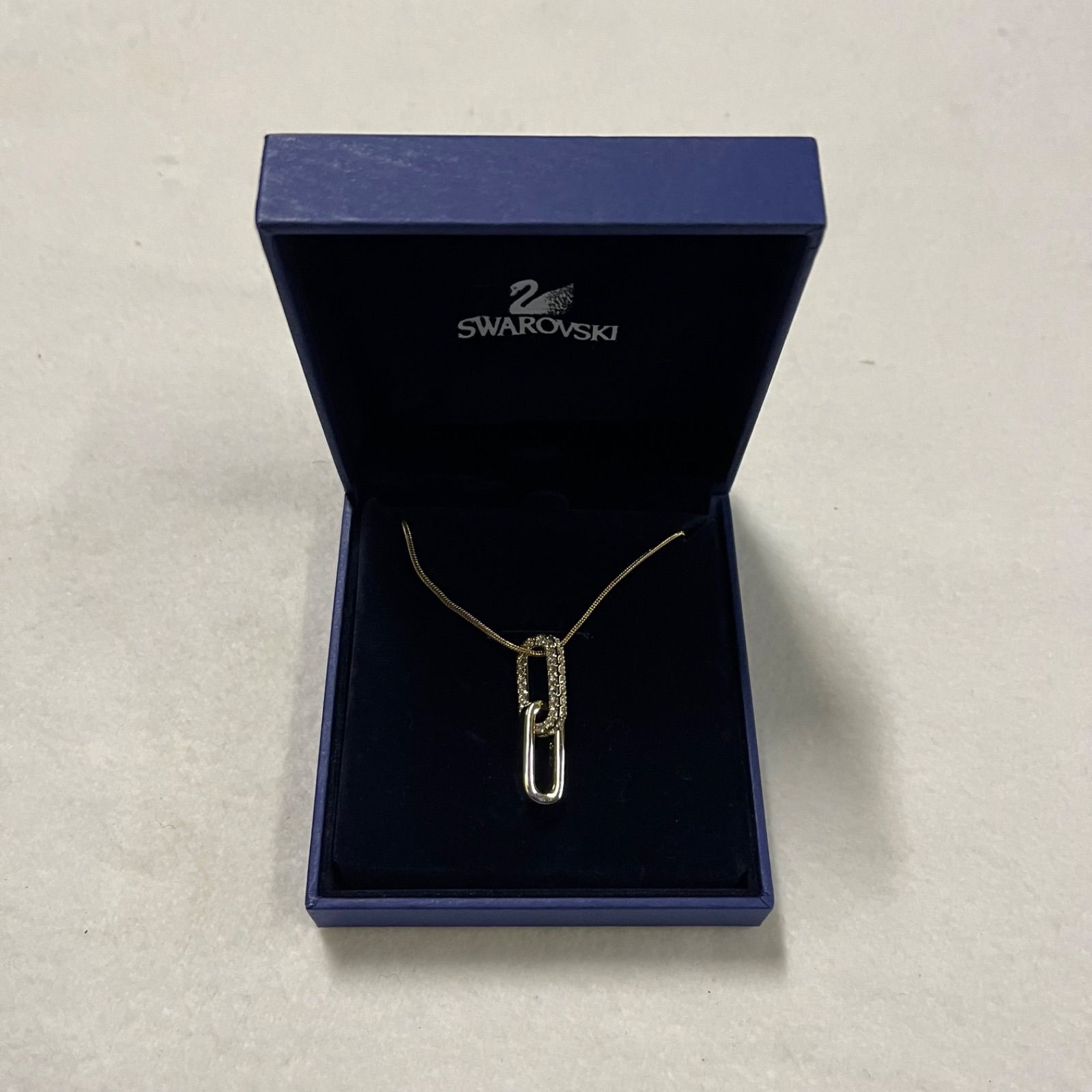 SWAROVSKI ラインストーン ペンダントトップ ネックレス 