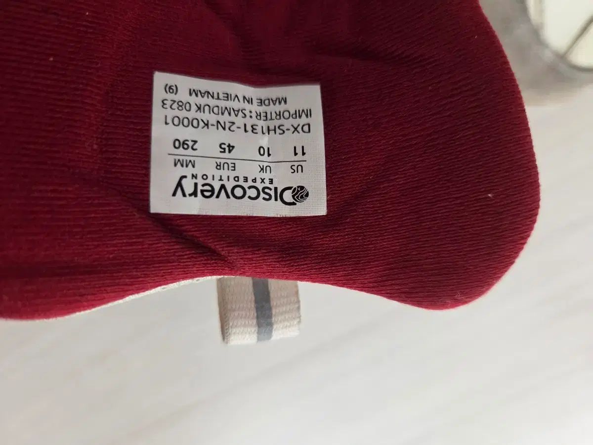  DISCOVERY スニーカー アイボリー レッド 登山靴 トレッキングシューズ アウトドアシューズ