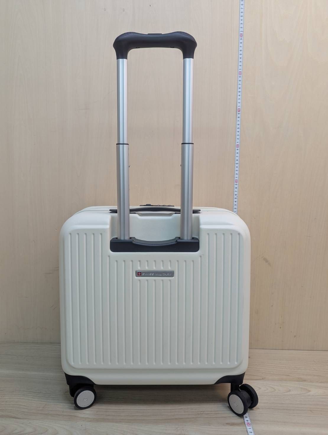 展示品 SWISS MILITARY スイスミリタリー SM-C318 18in スーツケース