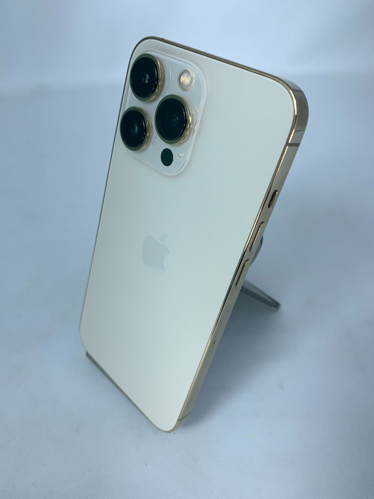 中古】iPhone 13 Pro 256GB ゴールド simロック解除済 - メルカリ