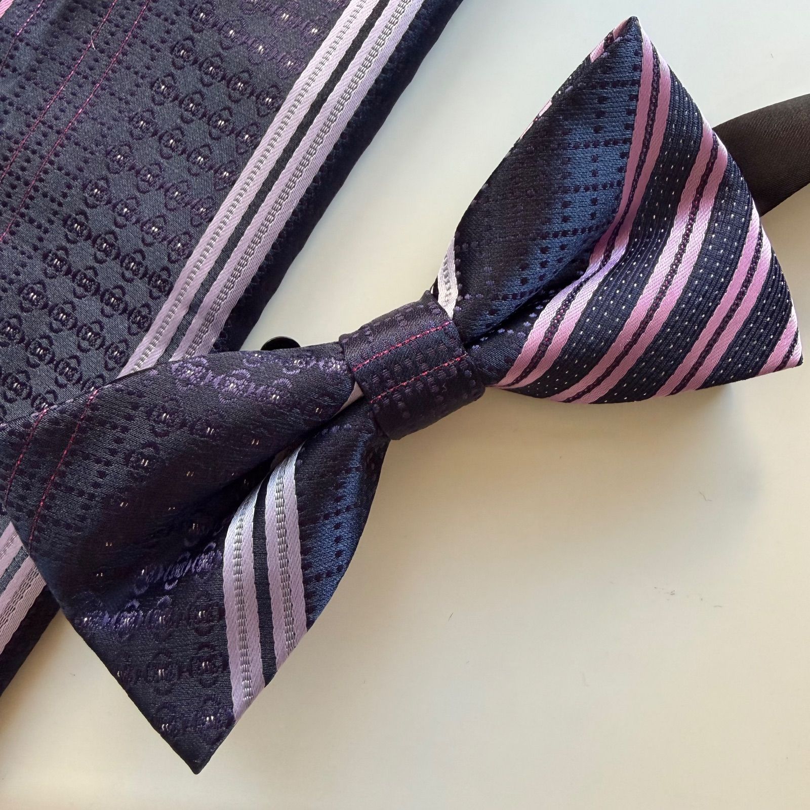 蝶ネクタイ・カフス・ポケットチーフ　セット ⑤-10 蝶ネクタイ ポケットチーフ カフス3点セット - メルカリ