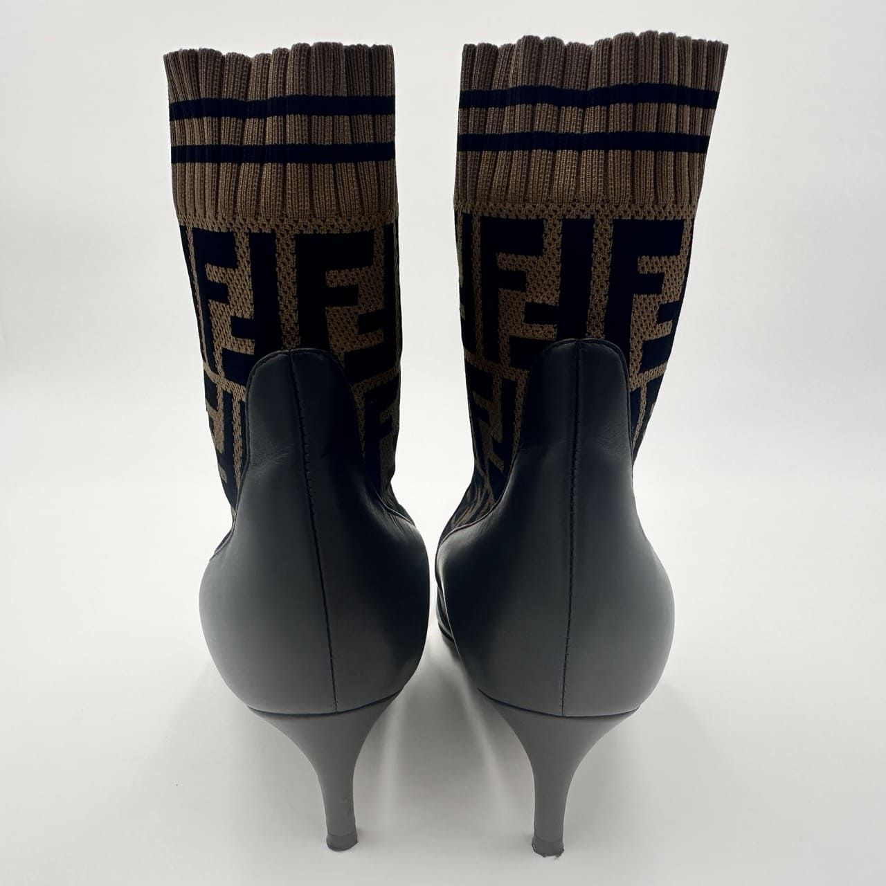 FENDI（フェンディ） ズッカ柄 ソックスブーツ ショートブーツ