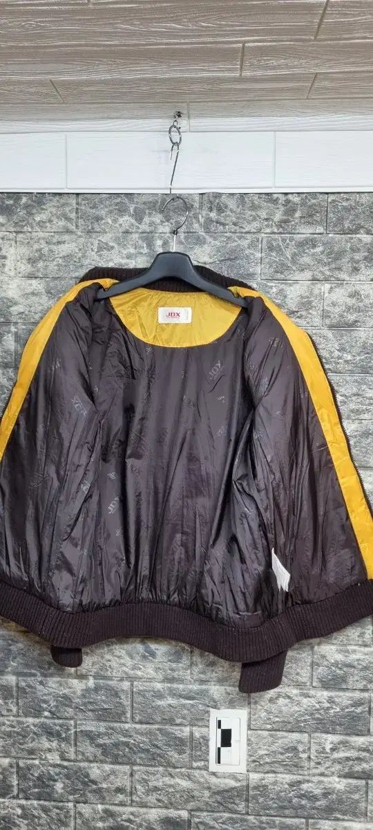JDXレディースゴルフ ダウンコート95 - メルカリ