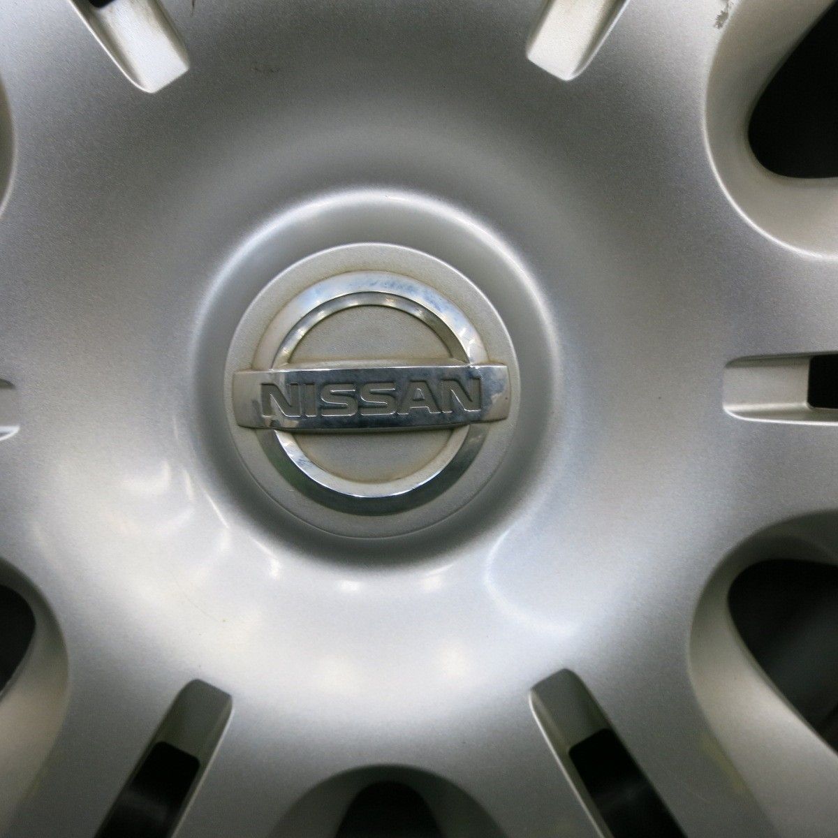 4本価格！22年☆日産 NV350 キャラバン 純正 スチール 195/80R15 107 