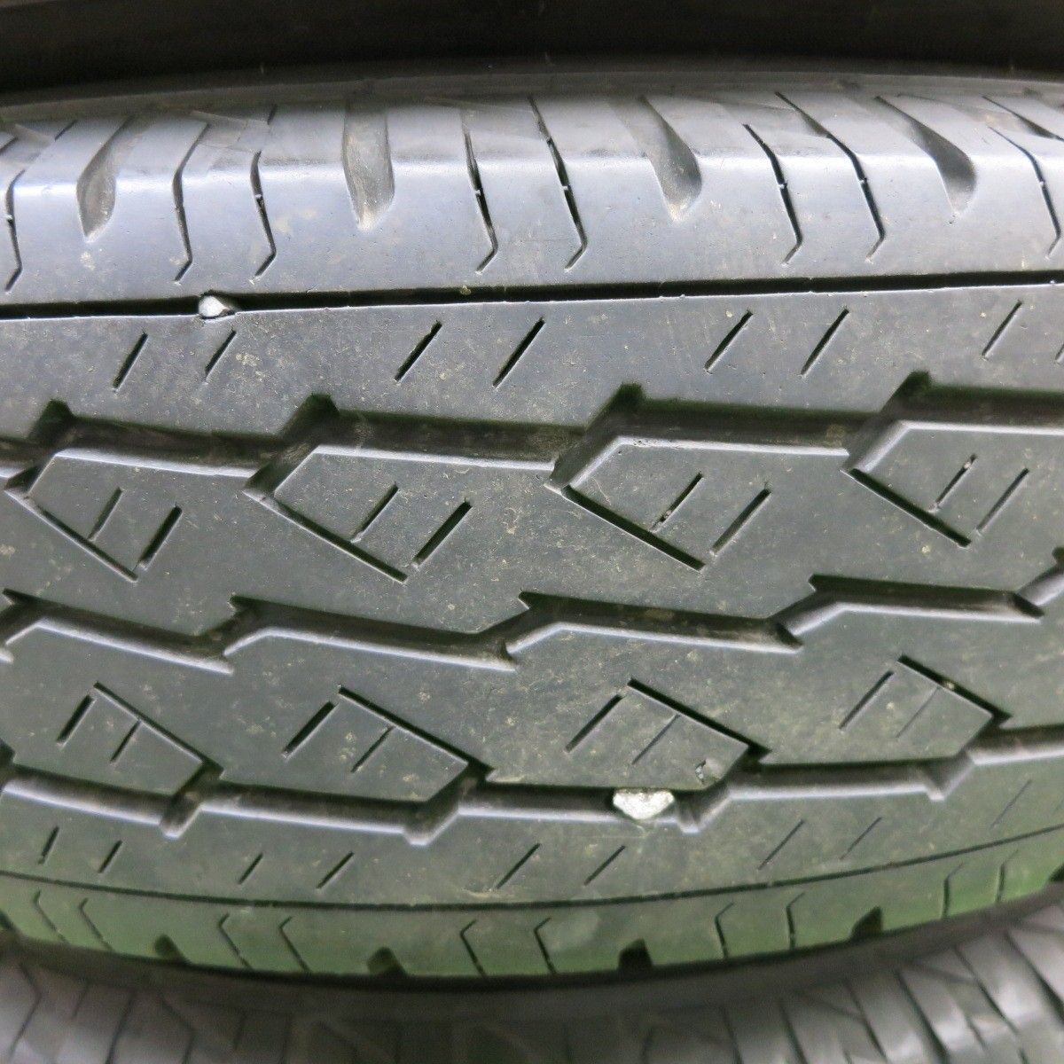 4本価格！22年☆日産 NV350 キャラバン 純正 スチール 195/80R15 107 