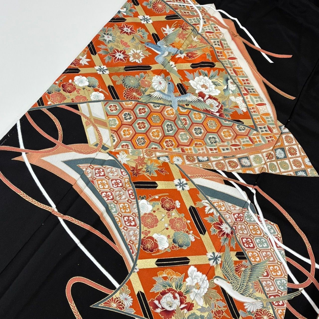 黒留袖 刺繍 本金箔 鳥 五つ紋 正絹 着物 MK-3246 - メルカリ