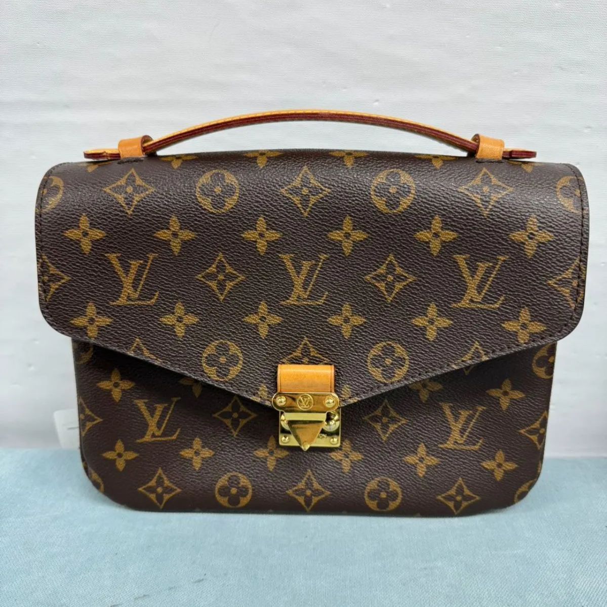 LOUIS VUITTON ポシェット・セクレ ショルダー ポーチ モノグラム