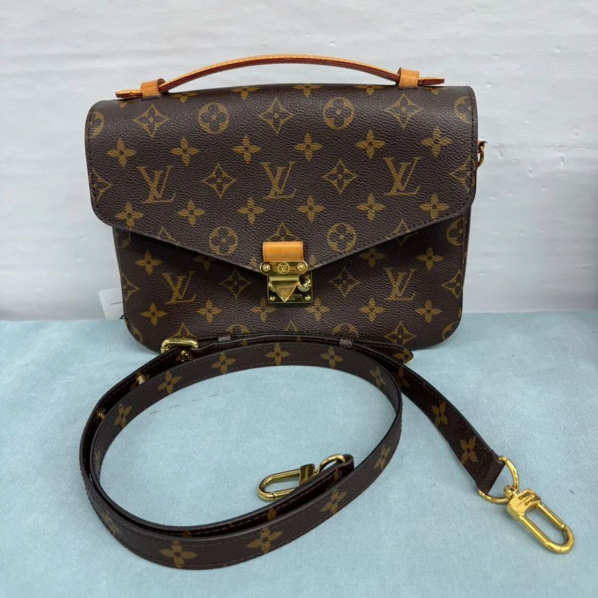 LOUIS VUITTON】ルイヴィトン モノグラム ポシェットメティス