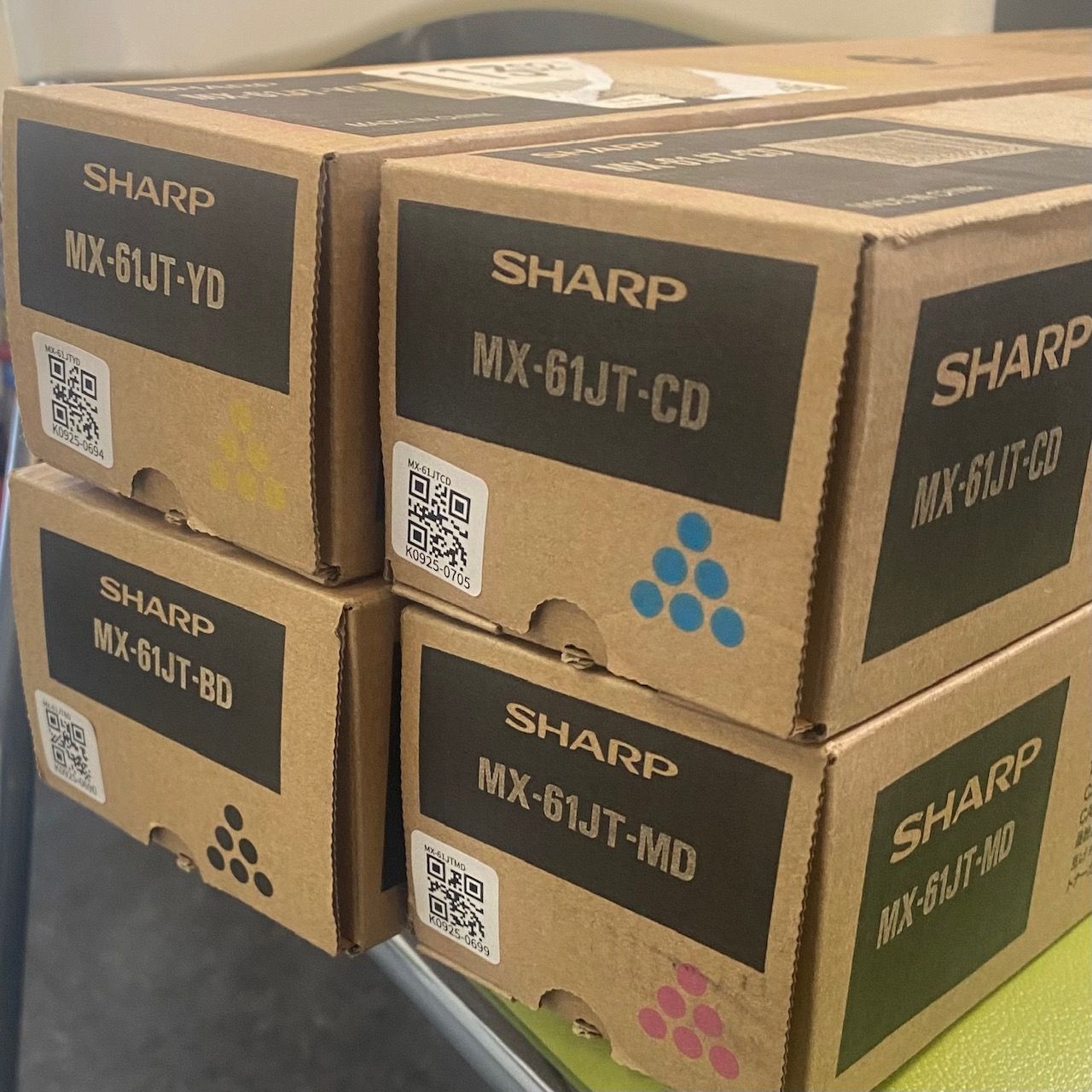 大特価！！送料込み☆シャープ☆MX-61JTトナー☆4色1セット☆在庫