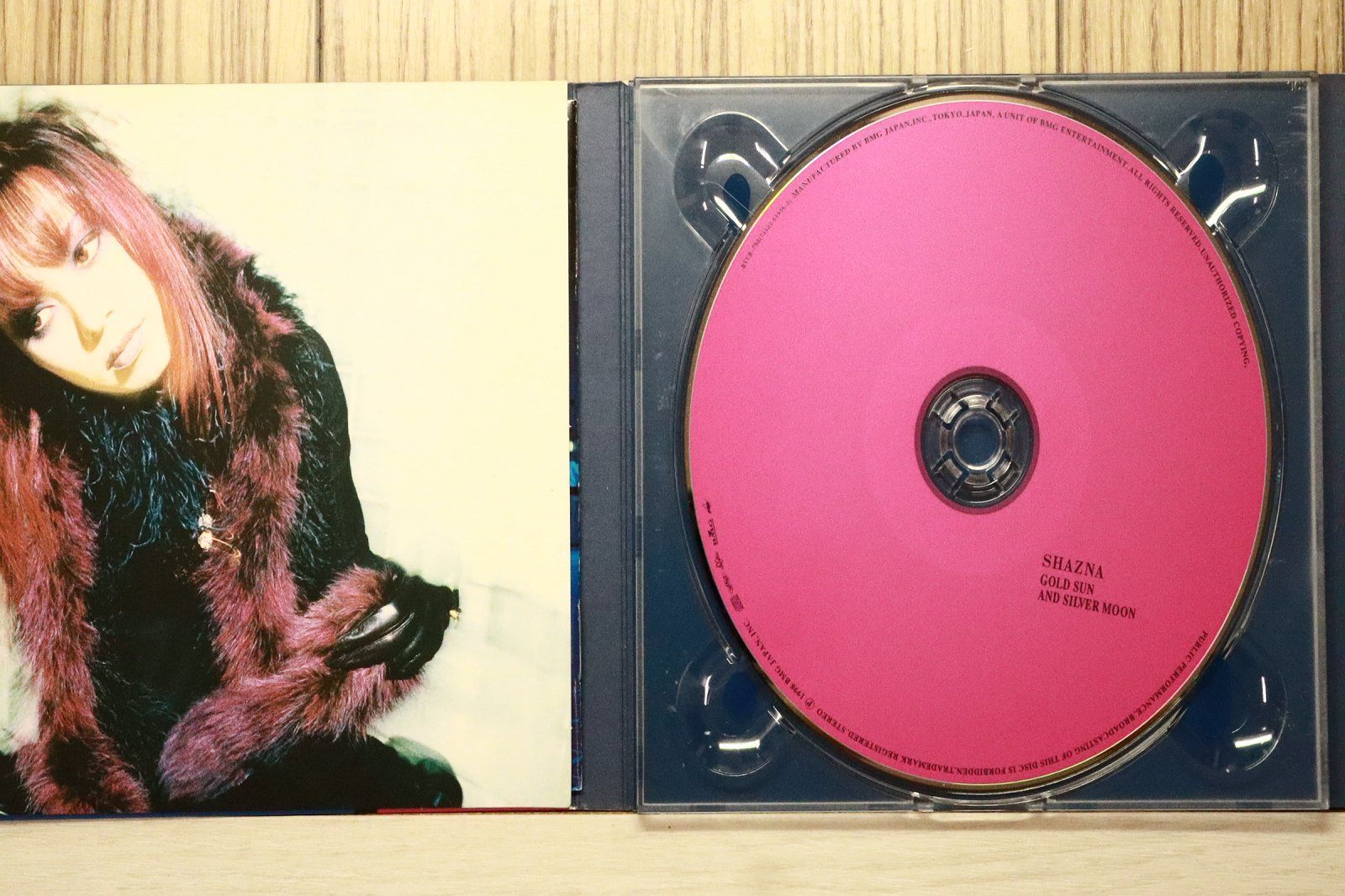 希少　アジア盤　SHAZNA GOLD SUN AND SILVER MOON Shazna - Gold Sun and Silver Moon - Limited Edition - Amazon.com Music