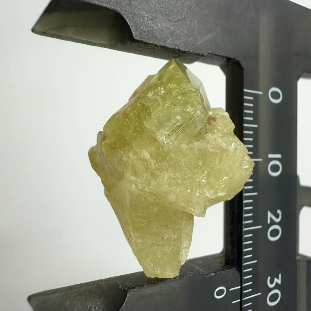 E32991 ブラジリアナイト