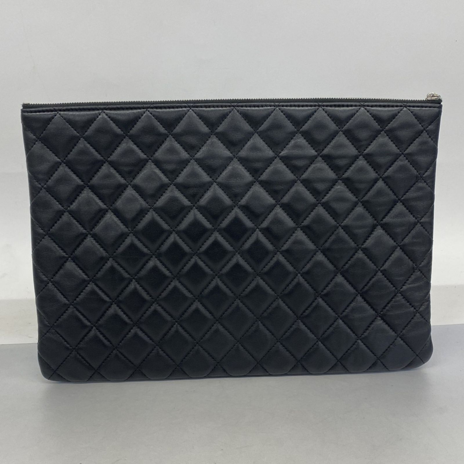 CHANEL ブラック クラッチバッグ シャネル(Chanel) シャネル クラッチバッグ マトラッセ ラムスキン