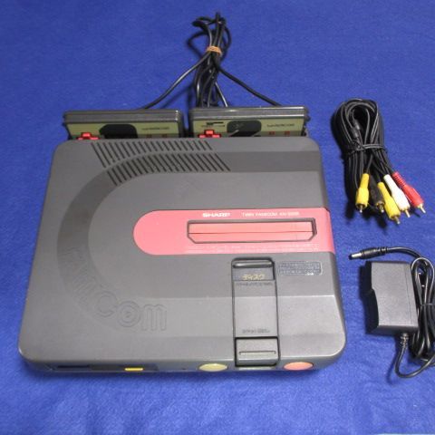 【整備済】ツインファミコン（黒／赤） - メルカリ