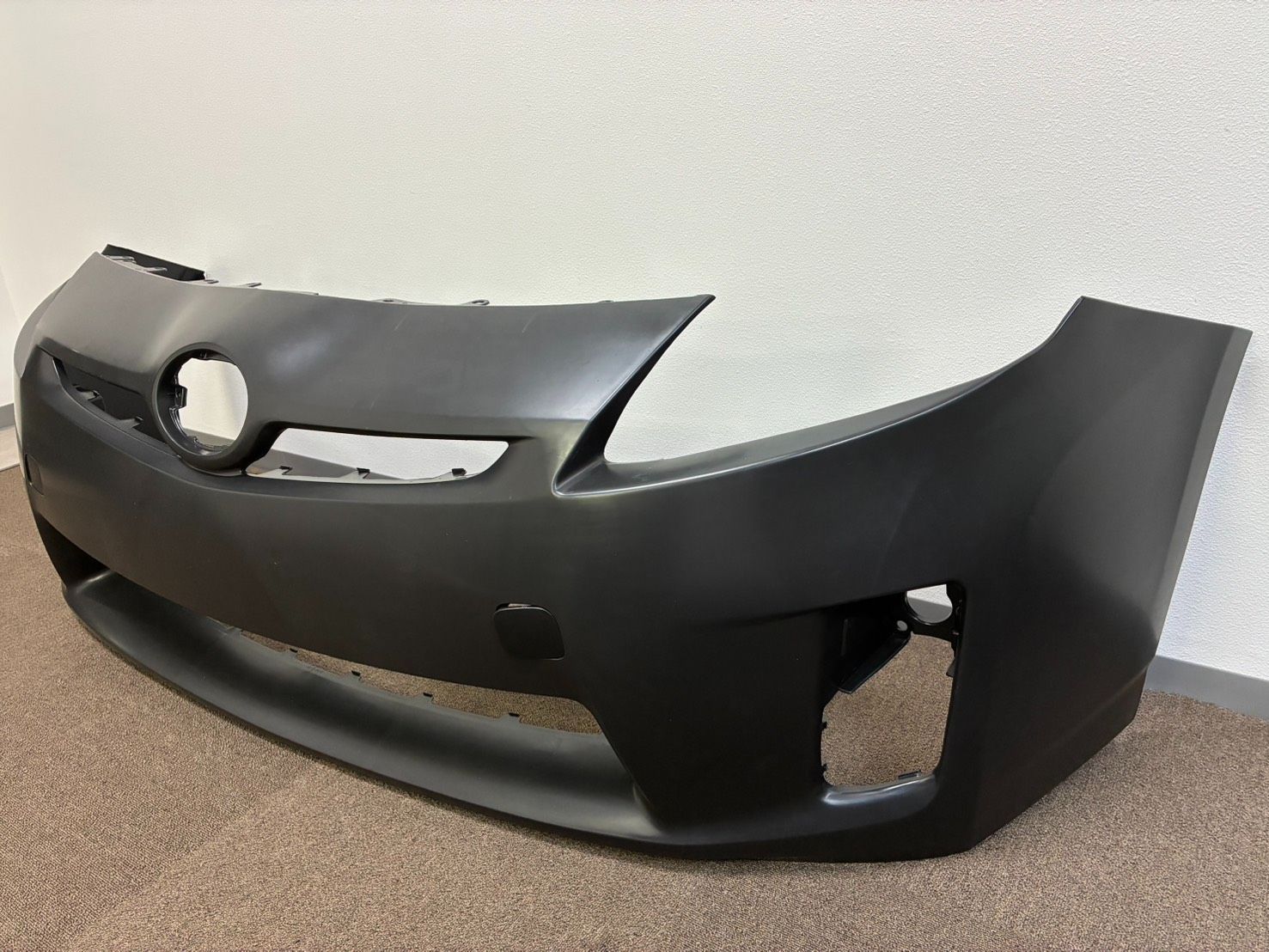 TOYOTA 30系プリウス/30プリウス前期 フロントバンパー未塗装 社外品