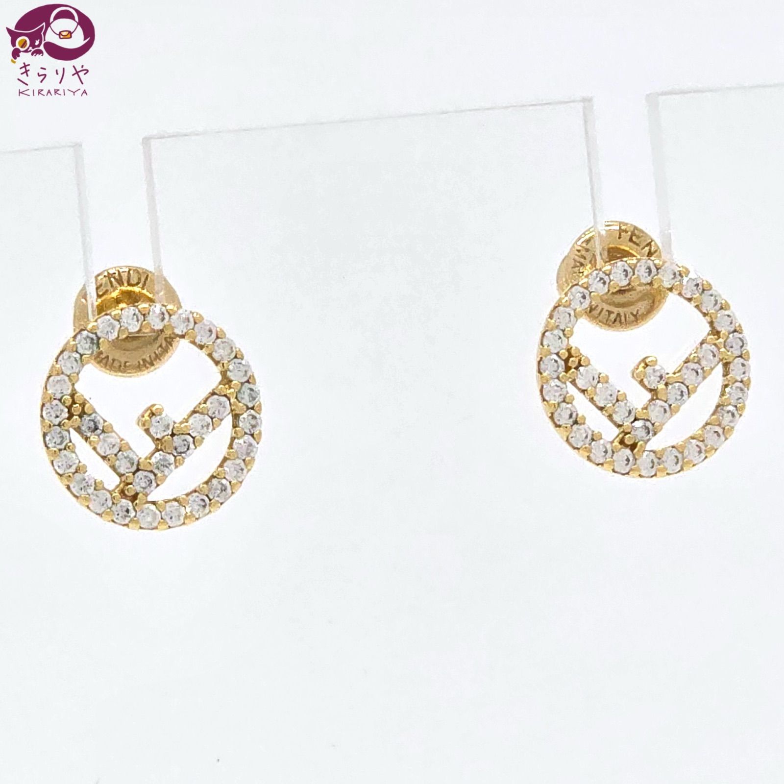 【極美品】FENDI　ピアス　両耳 エフイズフェンディ　ズッカ柄　ゴールド FENDI フェンディ エフ イズ フェンディ ピアス 両耳 ゴールドカラー