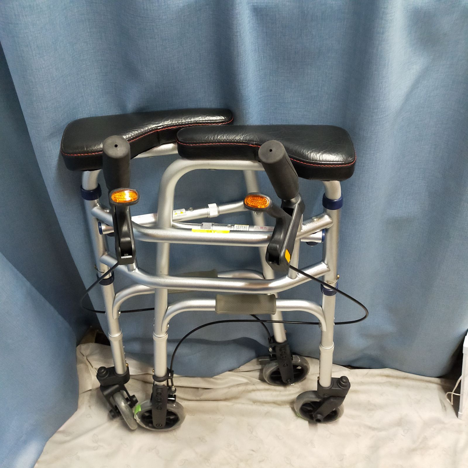 イーストアイ　歩行器　セーフティアーム セーフティーアーム・セーフティーアームウォーカー|株式会社イーストアイ