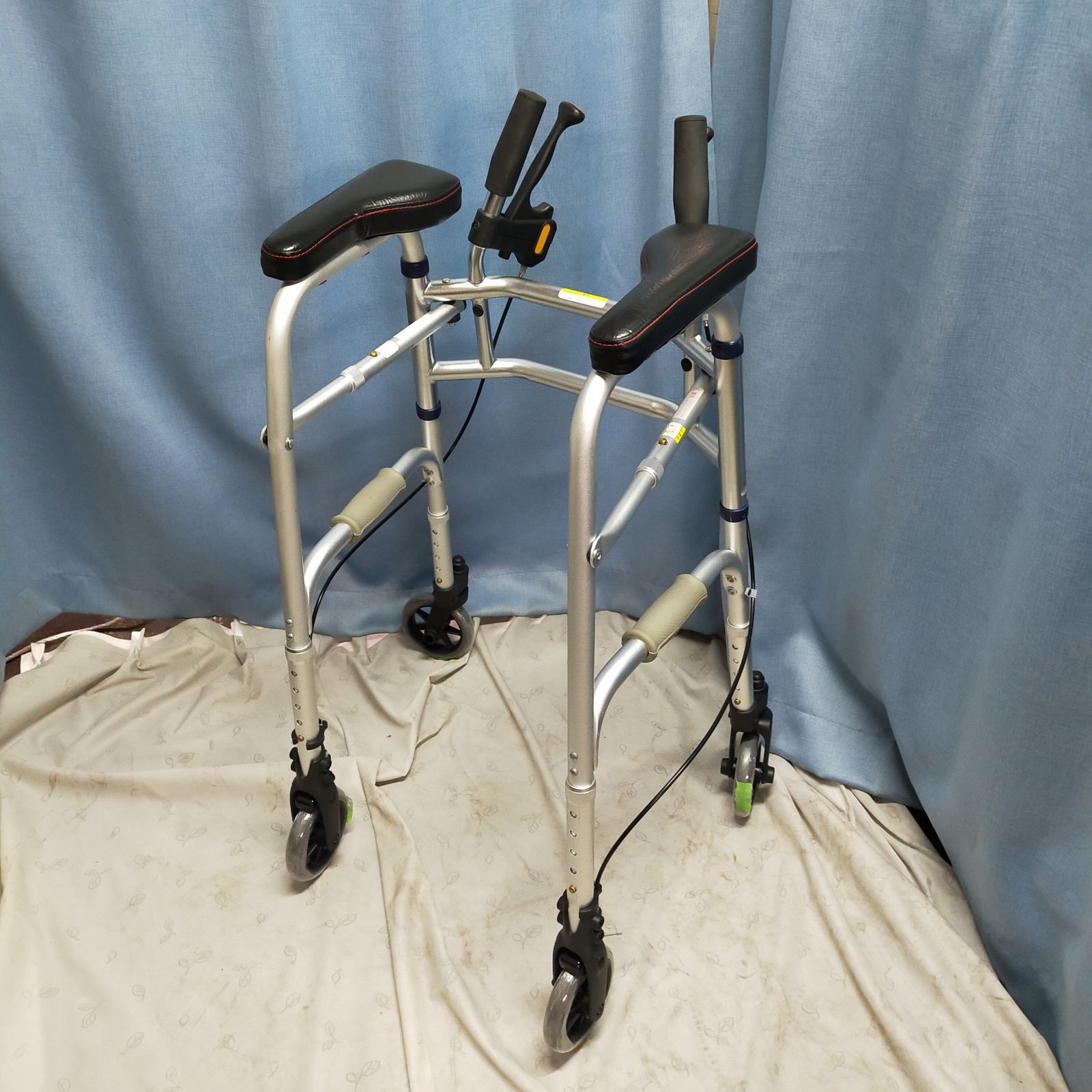 HK-5732) イーストアイ セーフティーアーム UXタイプウォーカー SAUX