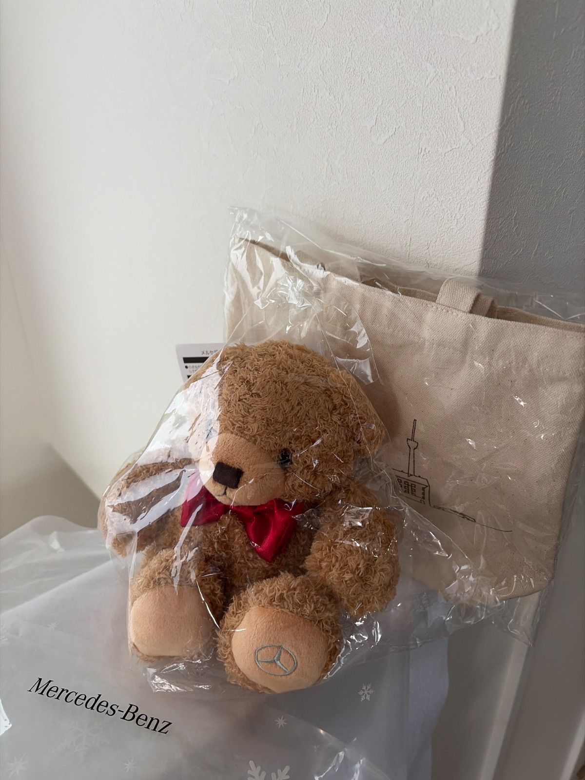メルセデスベンツ ベア ぬいぐるみ トートバッグ付き - メルカリ