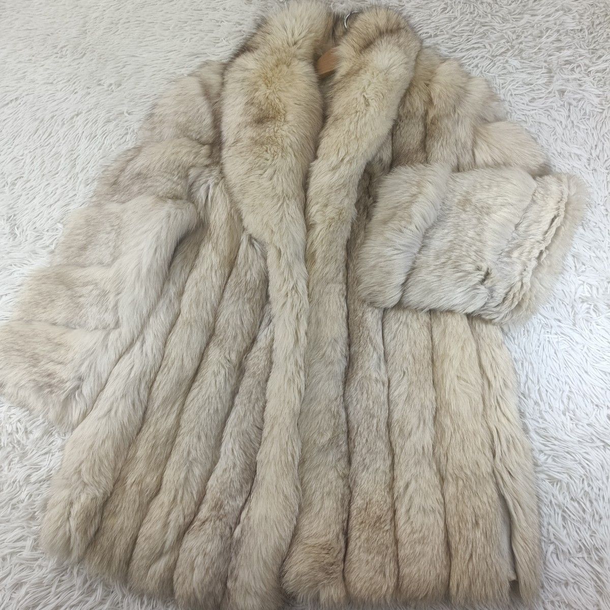 ボリューム◎/総丈80 染め/カラー サガフォックス ファーコート 毛皮 L 着丈80cm 高級サガフォックス ブルーフォックス リアルファー 貂 本