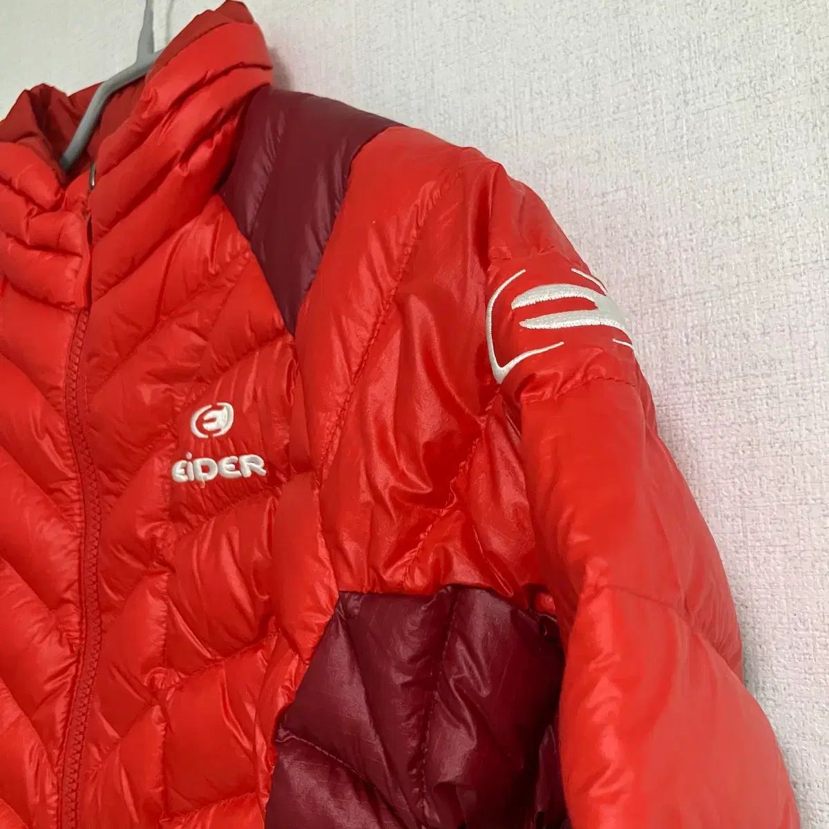 EIDER アイダー 軽量 ダウン ジャケット レッド＆バーガンディ 公式