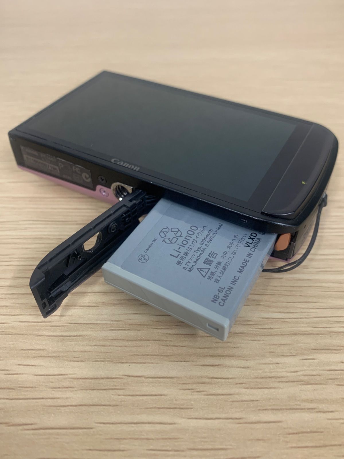 4【通電動作確認済み】CANON キャノン IXY 10S PC1467 コンデジ フル