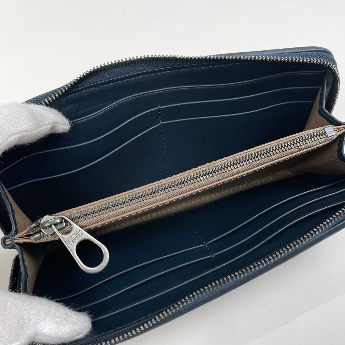 ボッテガヴェネタ BOTTEGAVENETA イントレチャート 長財布 ラウンド