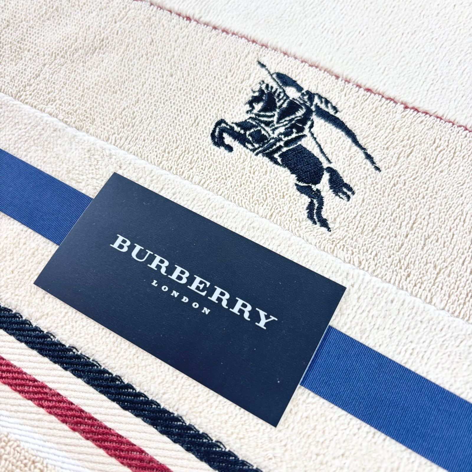 【未使用】西川産業 BURBERRY タオルケット140×190cm 箱なし 未使用】西川産業 BURBERRY タオルケット140×190cm 箱なし