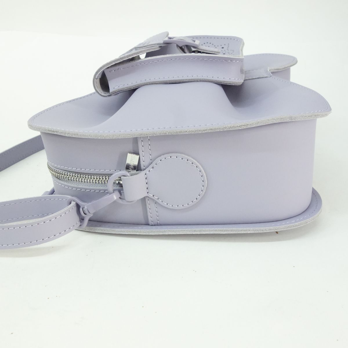 Dr.Martens ドクターマーチン ボウ バッグ リボン型 ショルダーバッグ